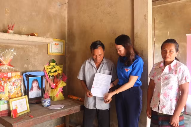 Sắc màu SV 10/7: 9X Bách khoa xinh xắn, học giỏi; vinh danh nữ sinh tử nạn vì cứu em nhỏ ảnh 3
