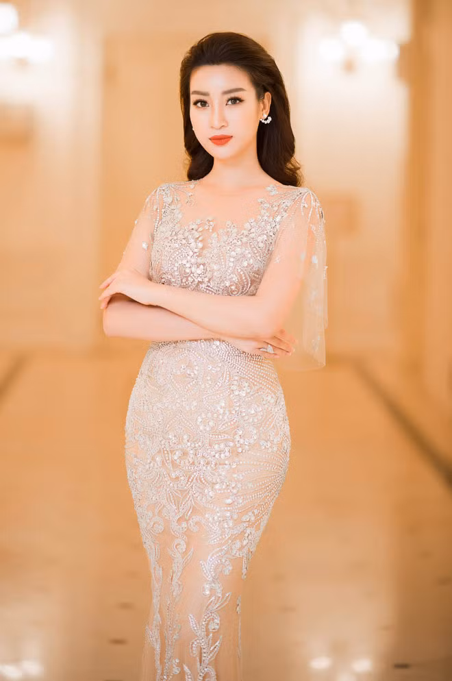 H'Hen Niê rất thoải mái nhận mình mũi nghiêng; Karik phải truyền nước vì mệt mỏi, kiệt sức ảnh 3