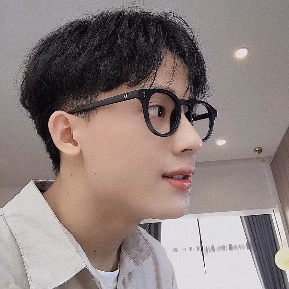 Sắc màu SV 22/7: Hotboy RMIT trở thành MC trẻ nhất VTV7, nữ sinh “ngủ sấp mặt” ở Đà Lạt ảnh 15
