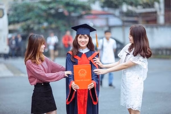 Sắc màu SV 29/7: Những thí sinh tiềm năng của cuộc thi Hoa hậu Việt Nam 2020 ảnh 14
