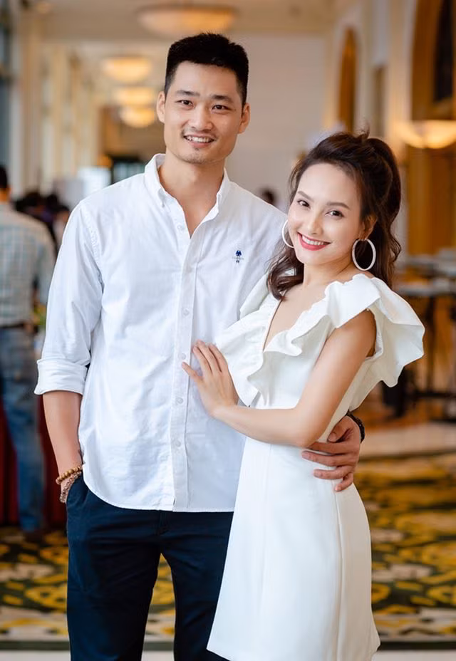 Hương Giang đầu tư nhẫn kim cương 3 tỷ đồng; Bảo Thanh thông báo tin vui mang thai ảnh 2