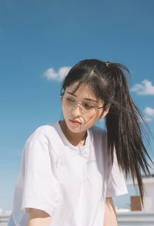 Sắc màu SV 17/7: Nữ sinh trung học đẹp tựa thiên thần; hotgirl 10X sở hữu tài sản “khủng“ ảnh 7