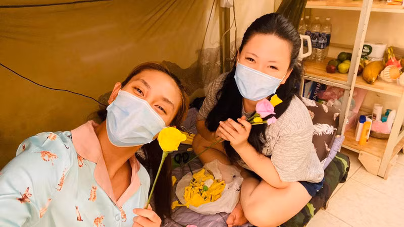 Võ Hoàng Yến chính thức “hòa nhập cộng đồng”, lạ lẫm như “nhà quê lên tỉnh“ ảnh 5