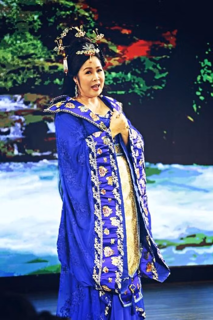 Hương Giang đầu tư nhẫn kim cương 3 tỷ đồng; Bảo Thanh thông báo tin vui mang thai ảnh 12
