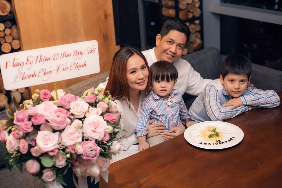 Showbiz 9/7: Noo Phước Thịnh “thả thính” Mai Phương Thúy, Tiểu Vy khoe body nóng bỏng ảnh 9