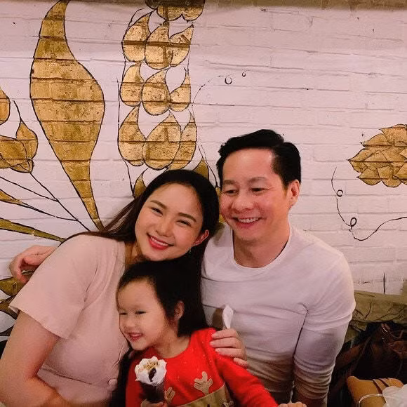 Vũ Khắc Tiệp rao bán ổi trên xe khách; Ngọc Trinh tung bộ ảnh kẹo ngọt đánh dấu tuổi 31 ảnh 24