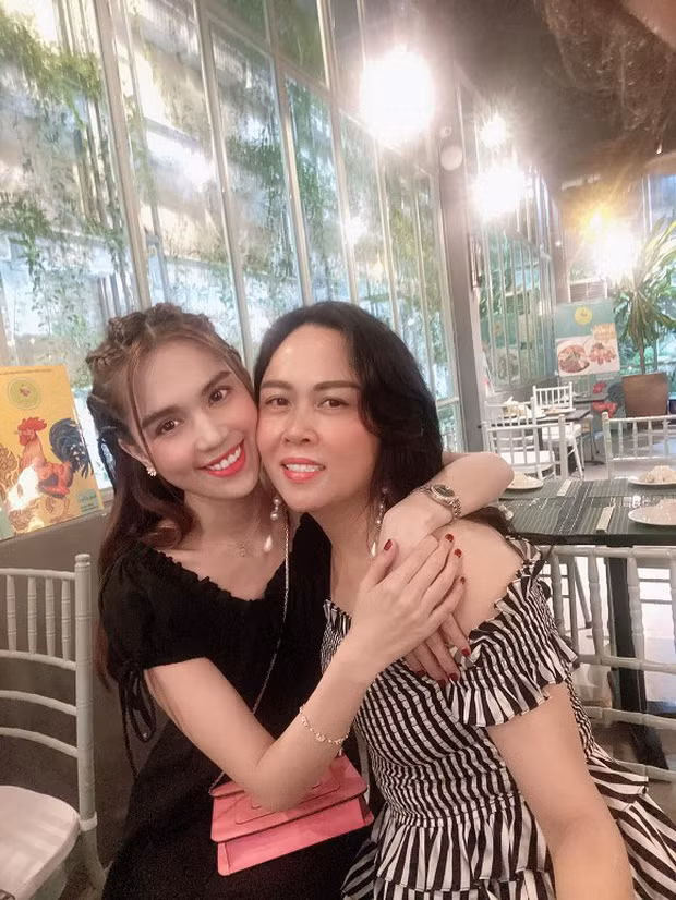 Showbiz 25/7: Sam chi mạnh tay mua xế hộp, Kay Trần đầu quân về công ty Sơn Tùng M-TP ảnh 7