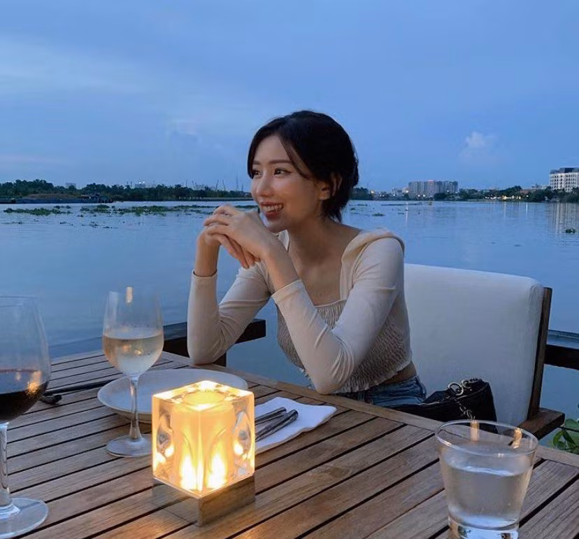 Showbiz 19/6: Minh Hằng tung ảnh hở bạo đón sinh nhật, Lynk Lee nhan sắc thăng hạng ảnh 10
