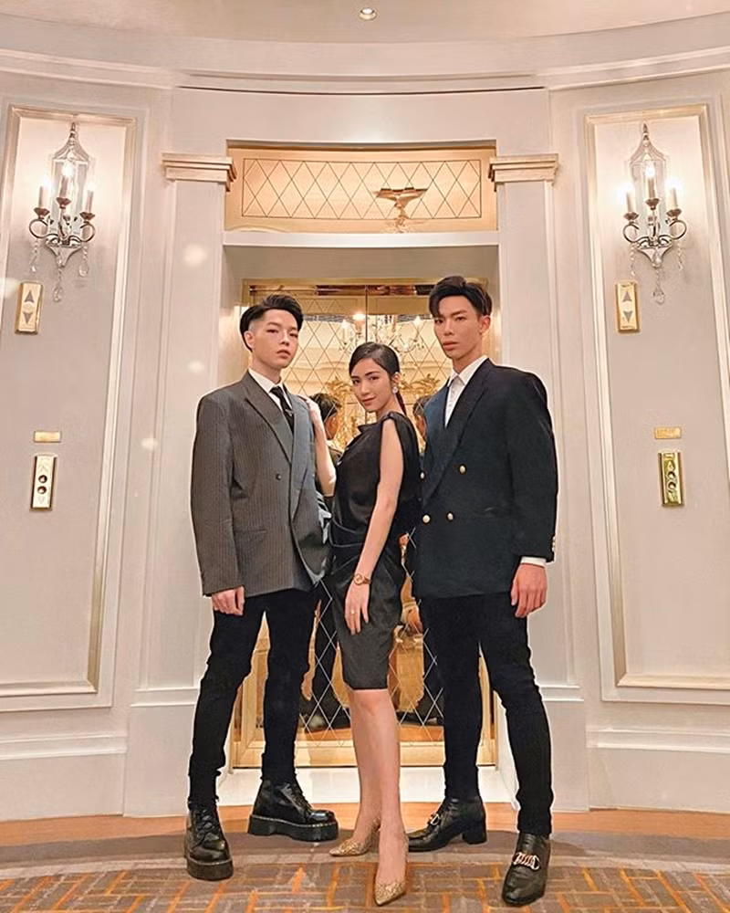 Showbiz 4/7: Ly Ly vui vẻ, mặc Châu Đăng Khoa đòi đền bù 15,5 tỷ; Thu Trang khoe “có bầu“ ảnh 10