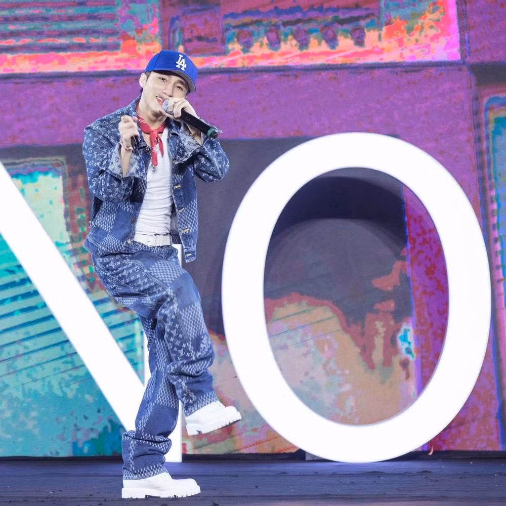 Đại gia Minh Nhựa “rap” về Wowy trên xe siêu sang 50 tỷ khiến cư dân mạng xôn xao ảnh 29