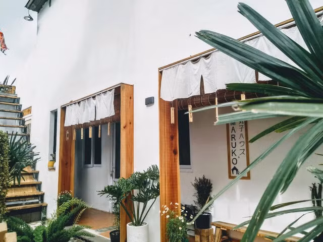 Cặp vợ chồng trẻ bỏ thành phố, lên Đà Lạt xây homestay kiểu Nhật xinh lung linh ảnh 4