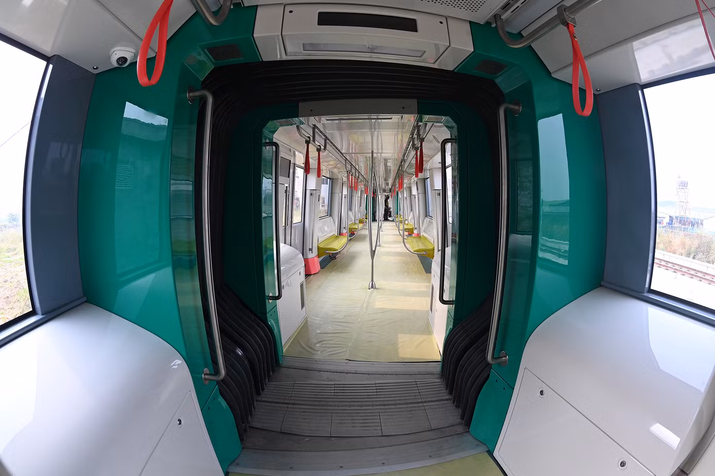 Nội thất hiện đại của tàu tuyến metro Nhổn - ga Hà Nội ảnh 4
