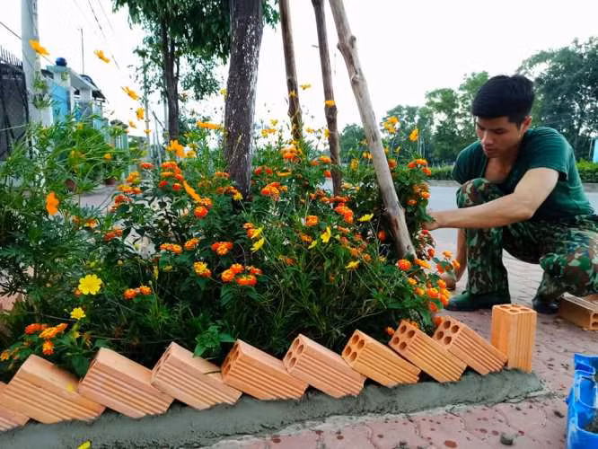 Tuổi trẻ Bình Dương ‘tô sắc’ đường phố dịp cuối tuần ảnh 7