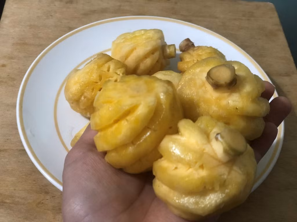 Thơm mini Thái Lan 'xuống đường', giá 120.000 đồng/kg ảnh 10