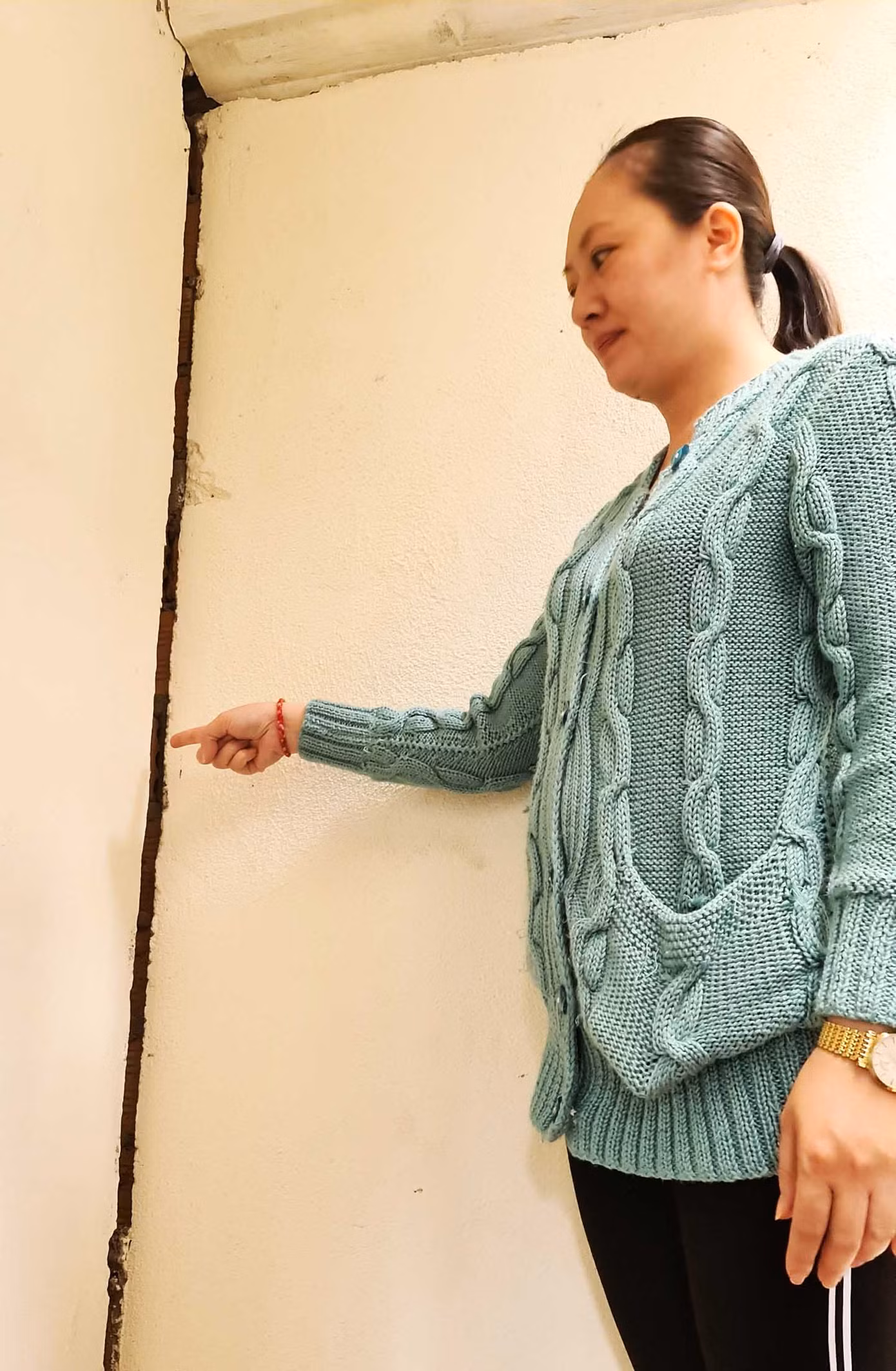 Xây khách sạn gây sự cố nghiêm trọng, nhiều hộ dân di dời khẩn cấp ảnh 2