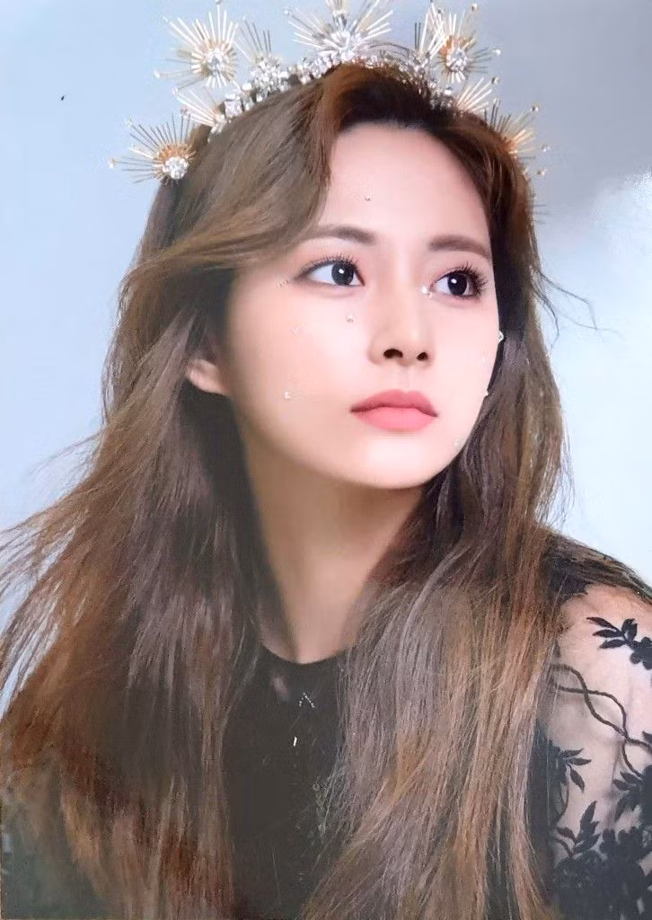 Trong mắt người Nhật, mỹ nhân nào mới xứng làm visual của BLACKPINK, TWICE và IZ*ONE? ảnh 3