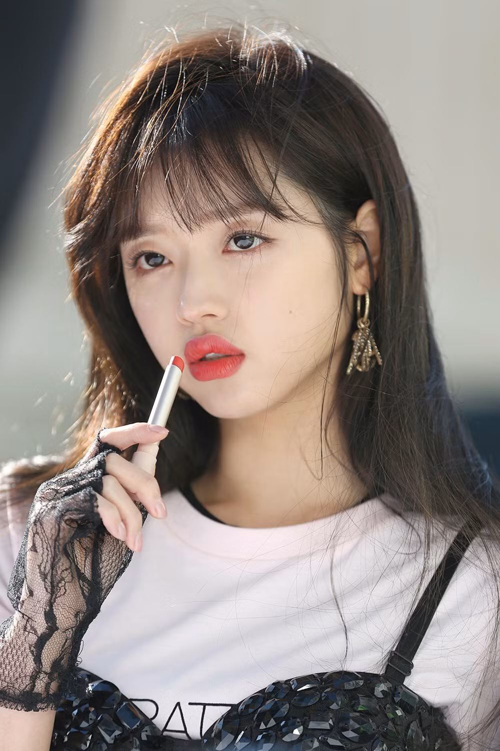 Ngày nào còn xinh đẹp tự nhiên mà nay hàng loạt nữ idol lại trông khác lạ thế này ảnh 4