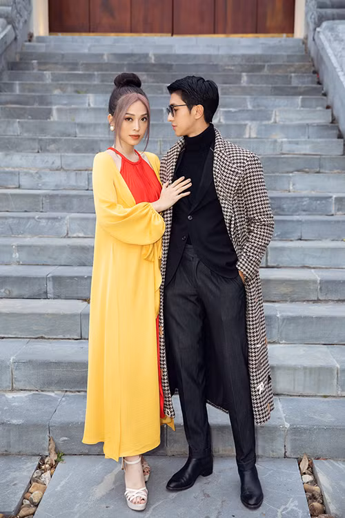 Cùng dự show thời trang bên bạn trai mà sao Hương Giang và Phương Nga đối lập thế này? ảnh 2