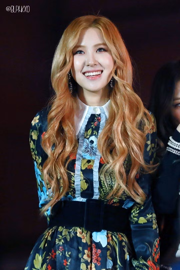 So kè nhan sắc các cô gái BLACKPINK khi để tóc xoăn: Khí chất cực khác biệt! ảnh 8