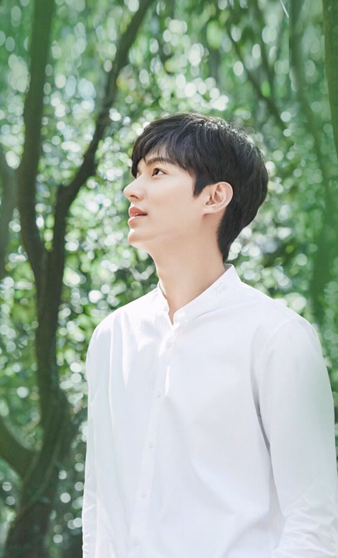 Chưa cần phải thả thính, những chàng trai Hoàng đạo này vẫn khiến khối cô gái liêu xiêu ảnh 1