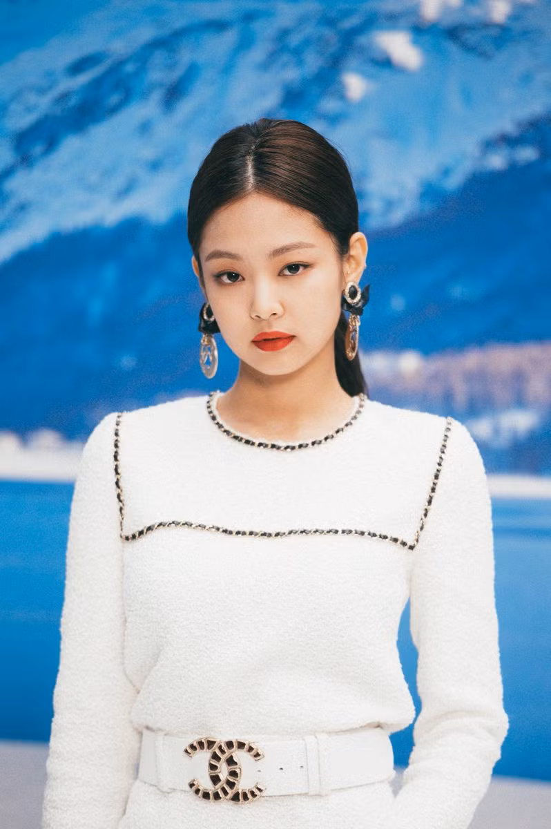 Đến anti-fan cũng phải công nhận cuộc đời Jennie xịn hơn cả nữ chính trong tiểu thuyết! ảnh 3