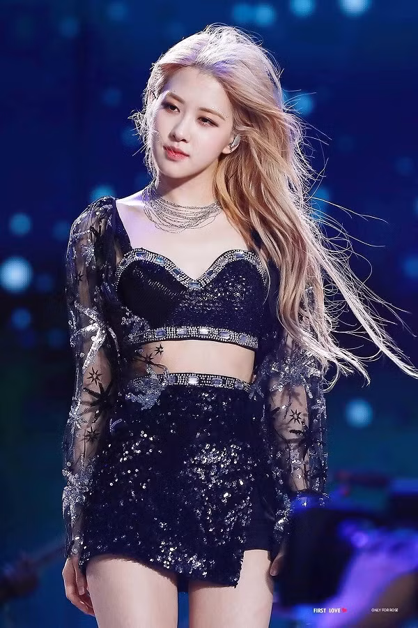 Fan tổng hợp lịch trình BLACKPINK, khán giả sốc khi Rosé chỉ có từng này hoạt động ảnh 1