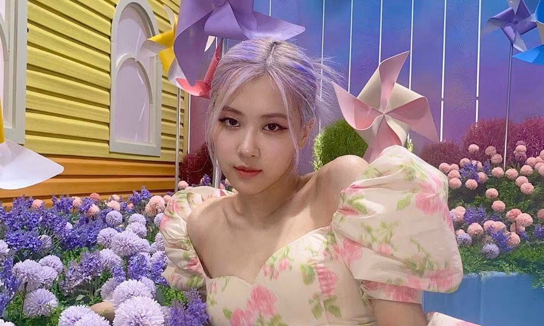Chọn đồ xấu đã đành, stylist ITZY còn bị tố khiến Shin Ryu Jin gặp nguy hiểm vì trang phục ảnh 7
