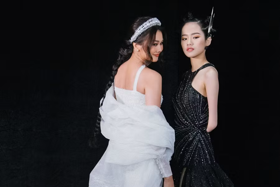 Người mẫu khuyết tay hay chuyện cô bạn 16 tuổi yêu thương cơ thể không hoàn hảo của mình ảnh 6