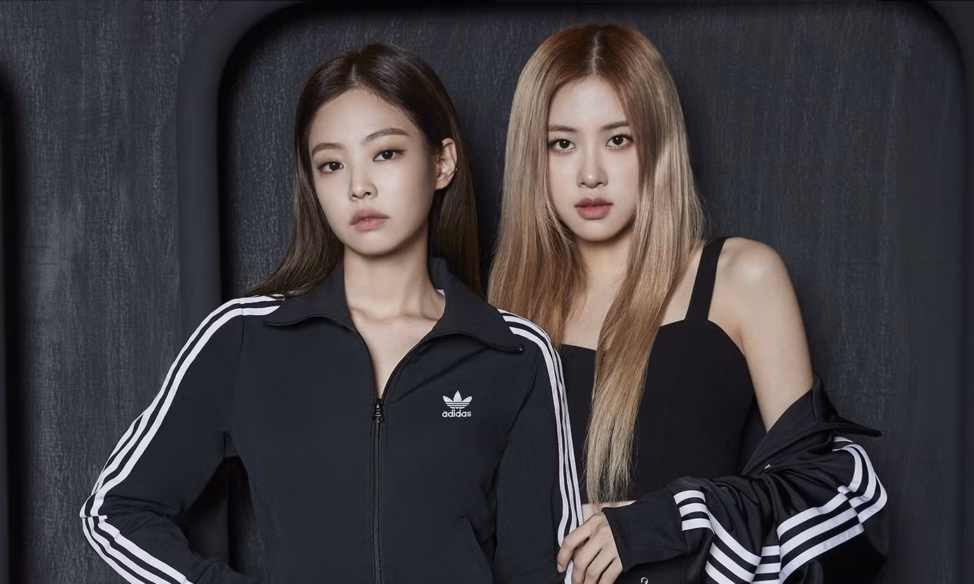 Còn gì éo le hơn, đối thủ mạnh nhất của Rosé trên hành trình solo chính là Jennie! ảnh 1