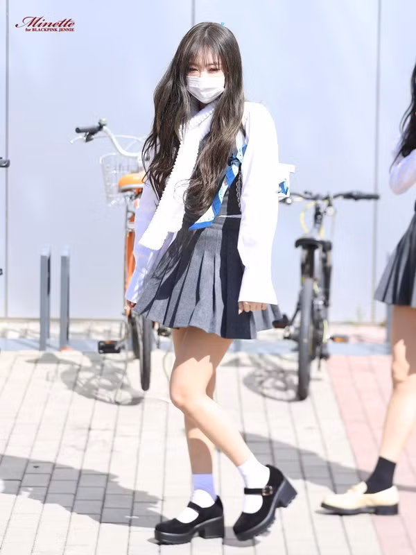 Ghi hình cho show “Knowing Bros”, BLACKPINK khiến netizen náo loạn vì điều này ảnh 4