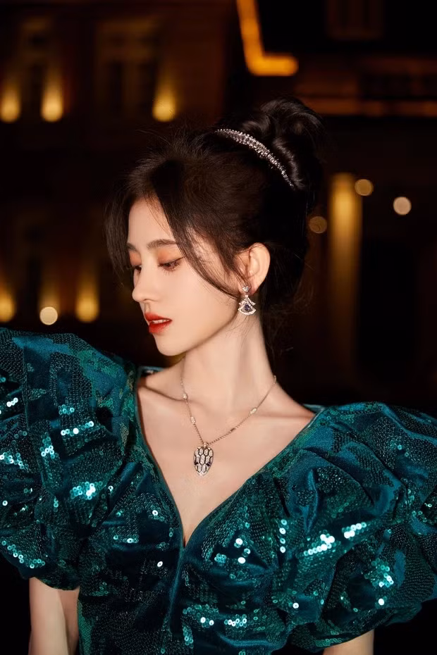 “Mỹ nữ 4000 năm” Cúc Tịnh Y được tìm kiếm nhiều nhất Đêm hội Weibo nhờ cực phẩm này ảnh 5