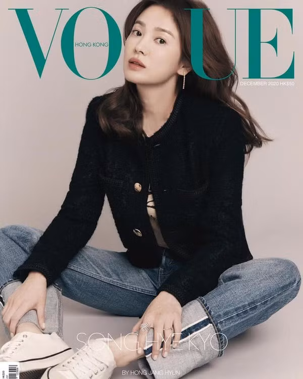 Đỉnh như Lisa: Một set đồ mà đụng hàng tới hai “tường thành sắc đẹp” Song Hye Kyo, Yoona ảnh 5