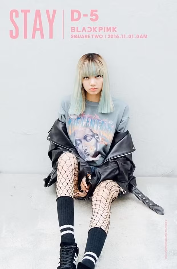 Blink lại phẫn nộ khi Lisa sau bao lần comeback vẫn phải chung thủy với một kiểu tóc ảnh 3