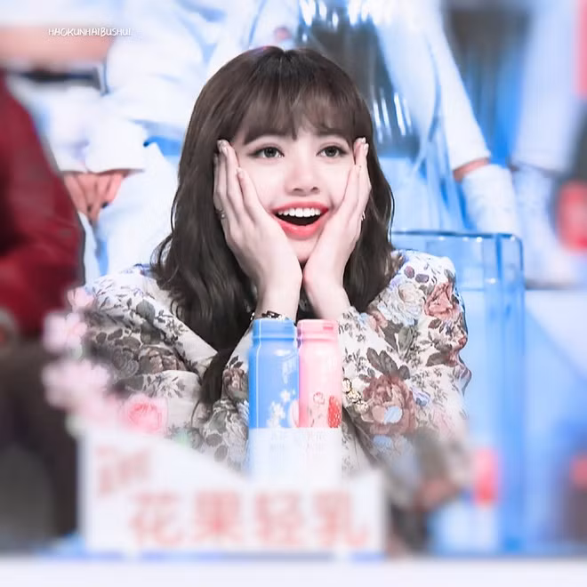 “Thanh Xuân Có Bạn 3” khởi động: Nhân tố hút rating Lisa (BLACKPINK) ở lại được không? ảnh 2