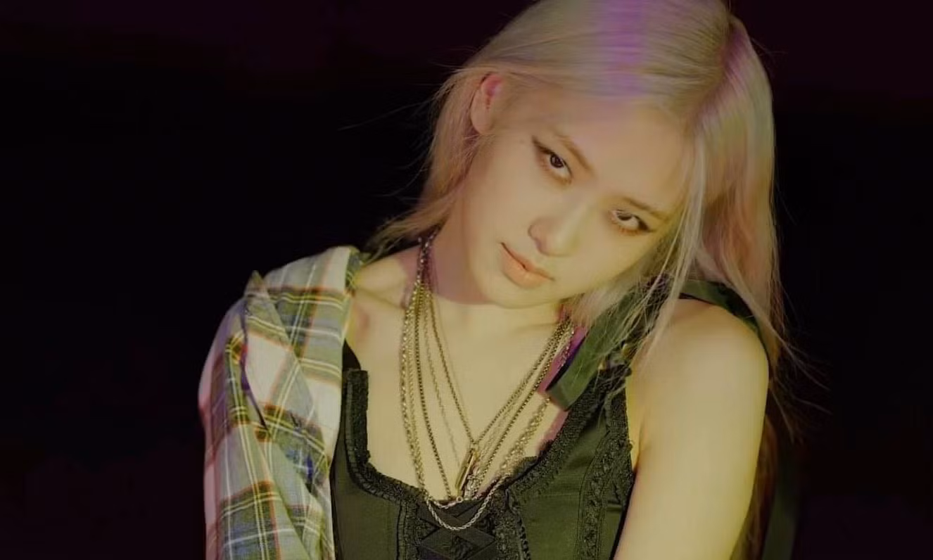 Nhan sắc không hề kém cạnh nhưng vì đâu Nancy mất điểm trước BLACKPINK khi đụng hàng? ảnh 7
