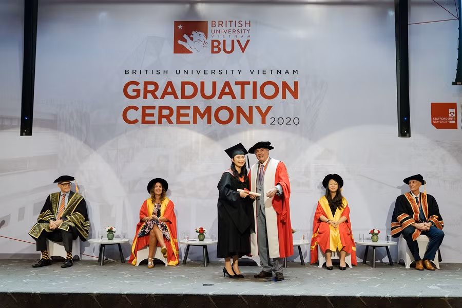 Đại học Anh Quốc Việt Nam nâng giá trị quỹ học bổng và hỗ trợ tài chính lên 53 tỷ đồng ảnh 3