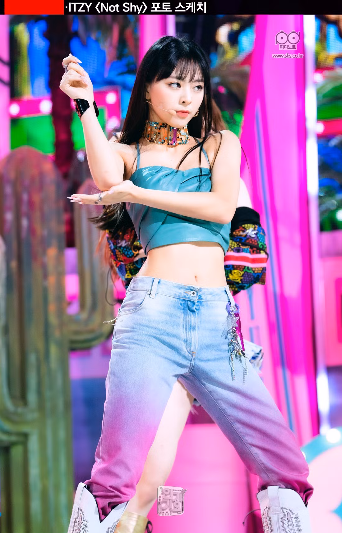Hội “nữ idol đẹp như Thủy thủ Mặt Trăng” kết nạp thành viên mới: Xinh như búp bê sống ảnh 7