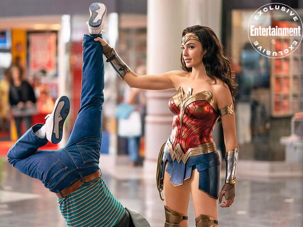 Khi hội chị em bạn dì quyết tâm khuynh đảo showbiz thì không gì là không thể ảnh 7