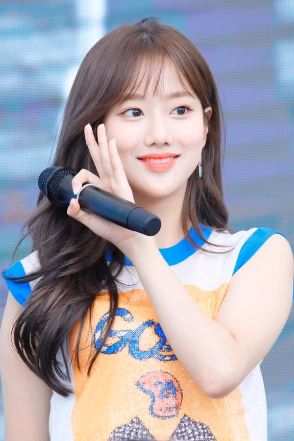 Dù gương mặt “thiên thần” nhưng với “quá khứ đen”, Naeun (APRIL) bỗng chốc thành “ác nữ“ ảnh 6