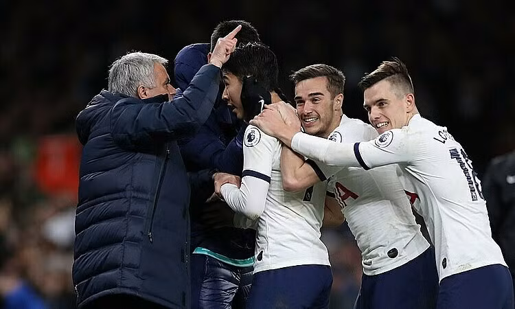 Man City thua trắng Tottenham ảnh 2