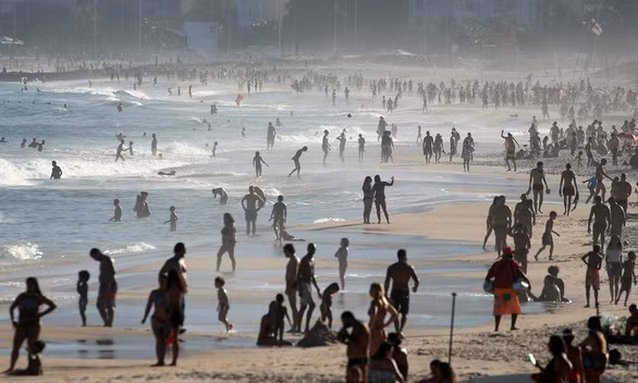 Tổng thống Brazil đối diện án phạt ảnh 2 Tổng thống Brazil đối diện án phạt ảnh 2