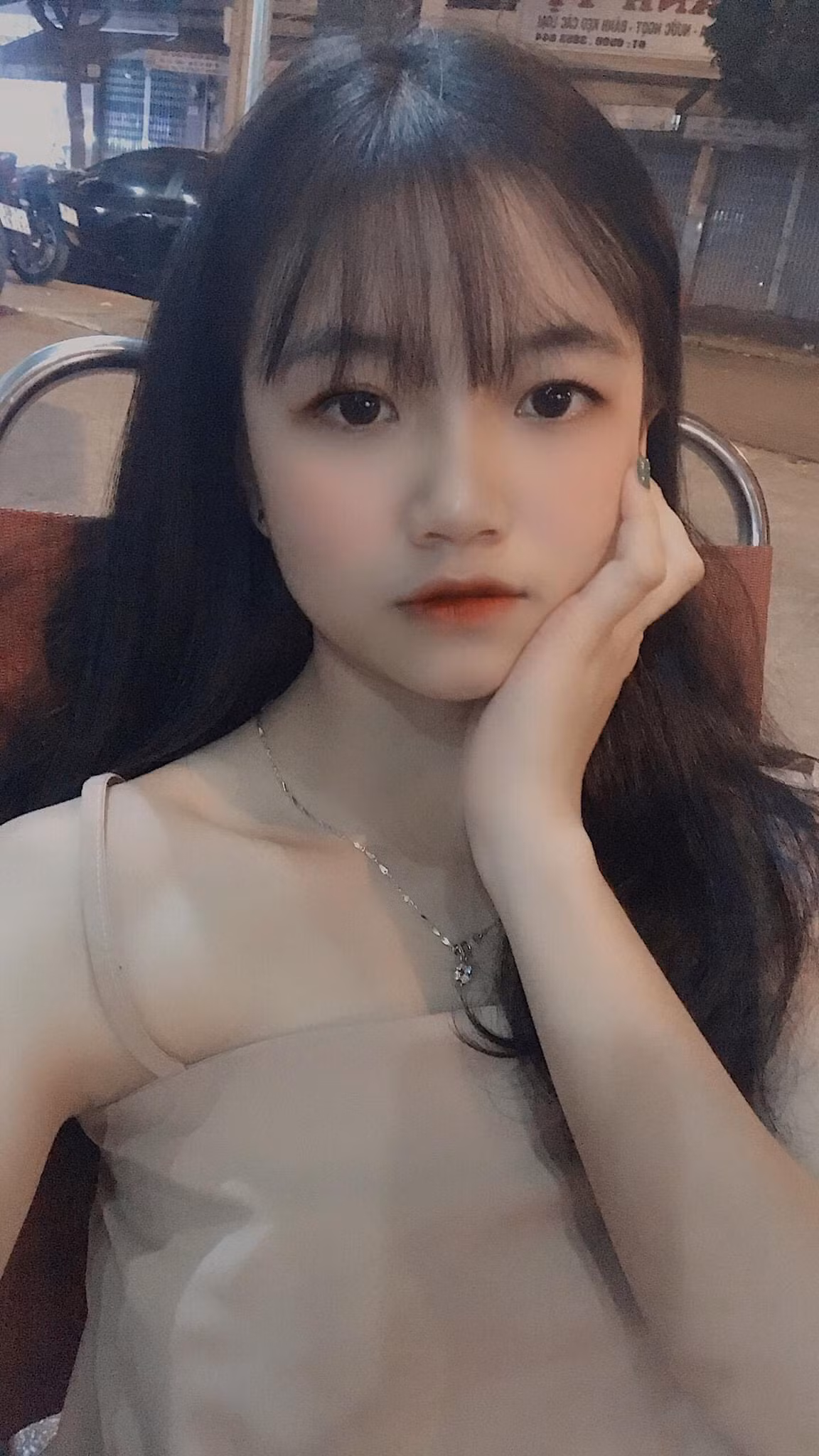 Nữ sinh Buôn Ma Thuột xinh đẹp, đam mê kinh doanh, muốn học trường ĐH Kinh tế TP.HCM ảnh 5