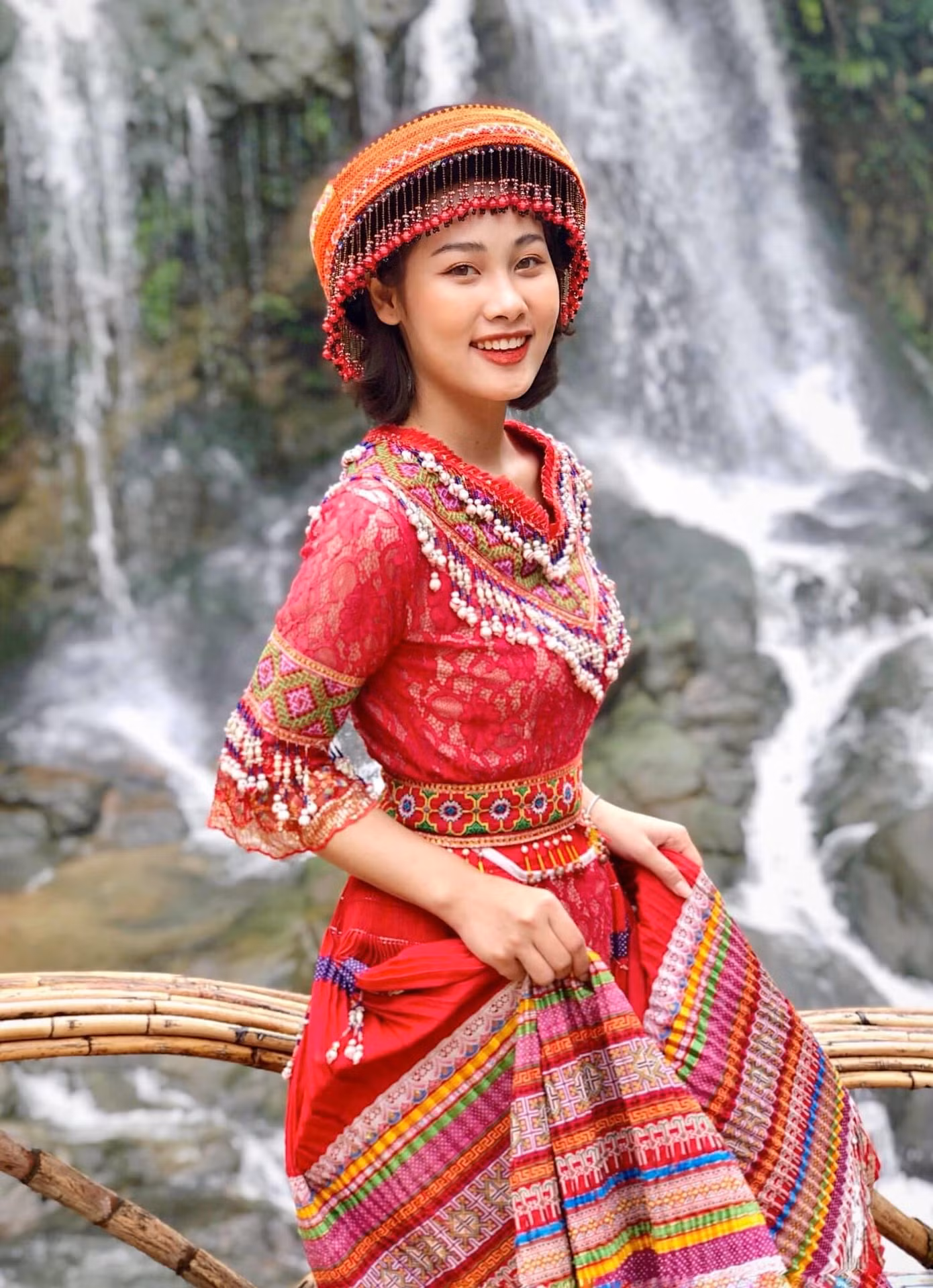 Cô giáo tương lai “gieo thương nhớ” với vẻ đẹp trong trẻo tựa nắng mai ảnh 11