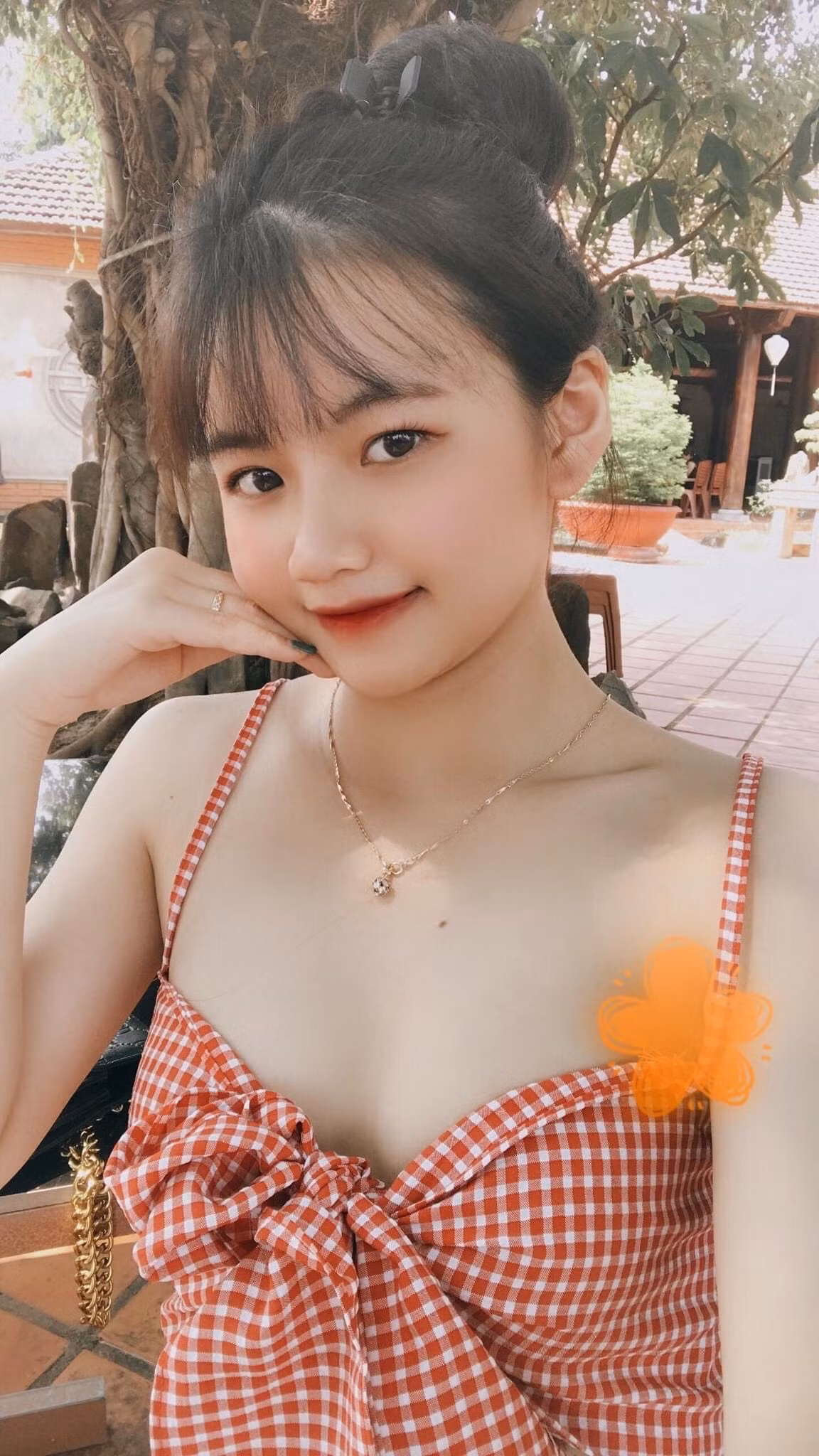 Nữ sinh Buôn Ma Thuột xinh đẹp, đam mê kinh doanh, muốn học trường ĐH Kinh tế TP.HCM ảnh 6
