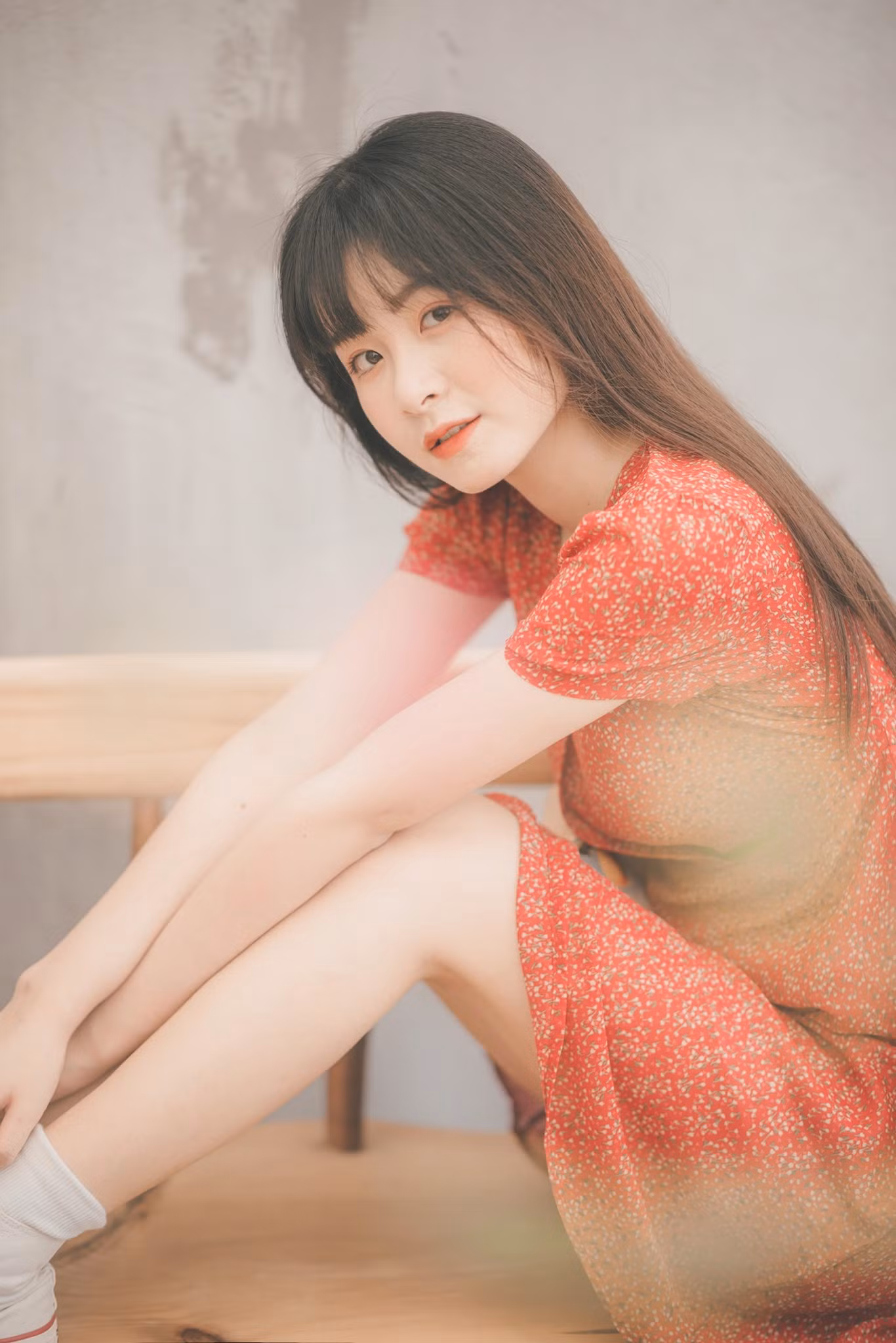 “Hot girl báo chí“: Nghệ thuật nằm bên tay trái ảnh 5
