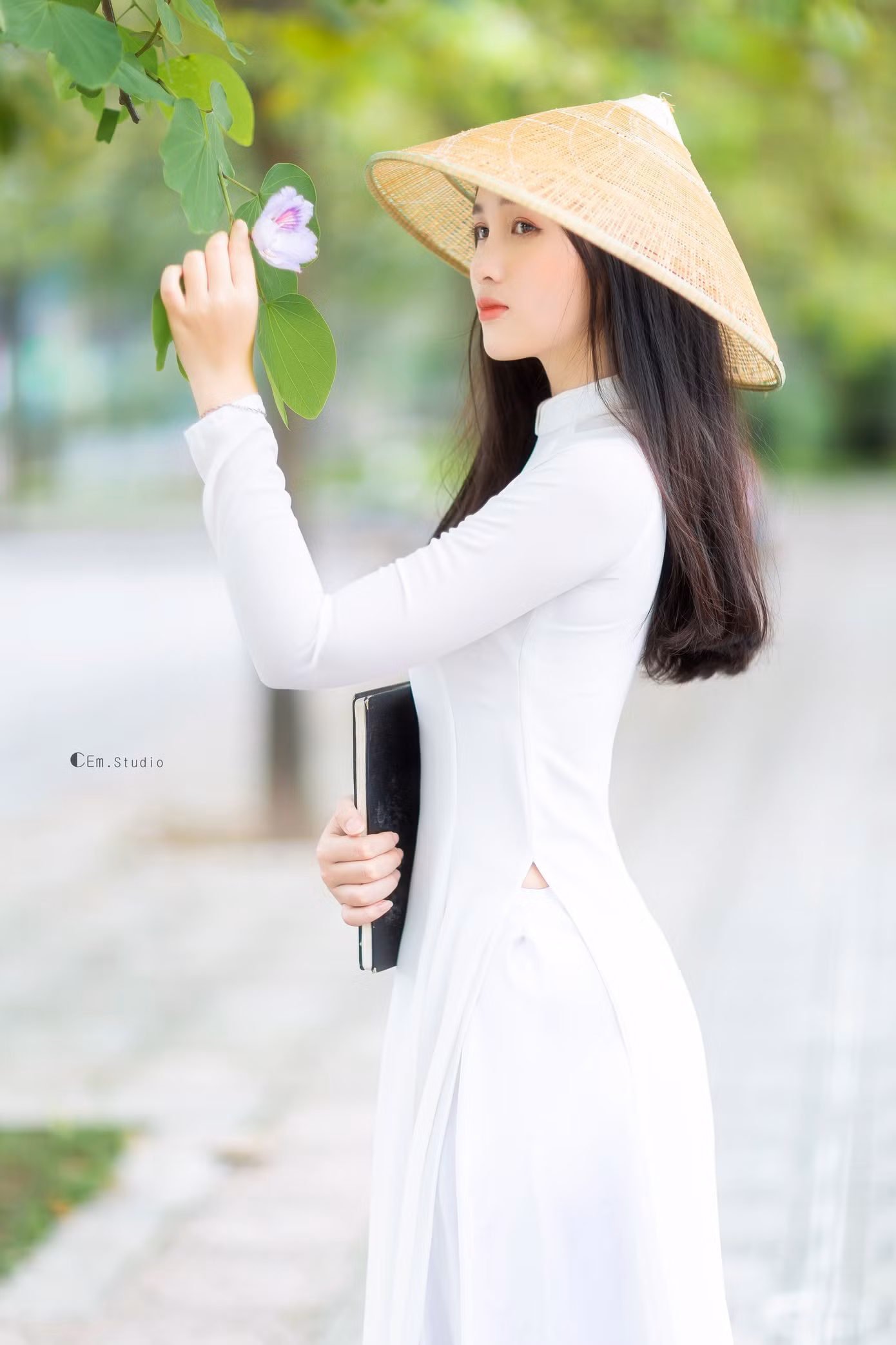  Hoa khôi ĐH Quốc gia tích cực hưởng ứng phong trào phòng chống dịch COVID-19 ảnh 3