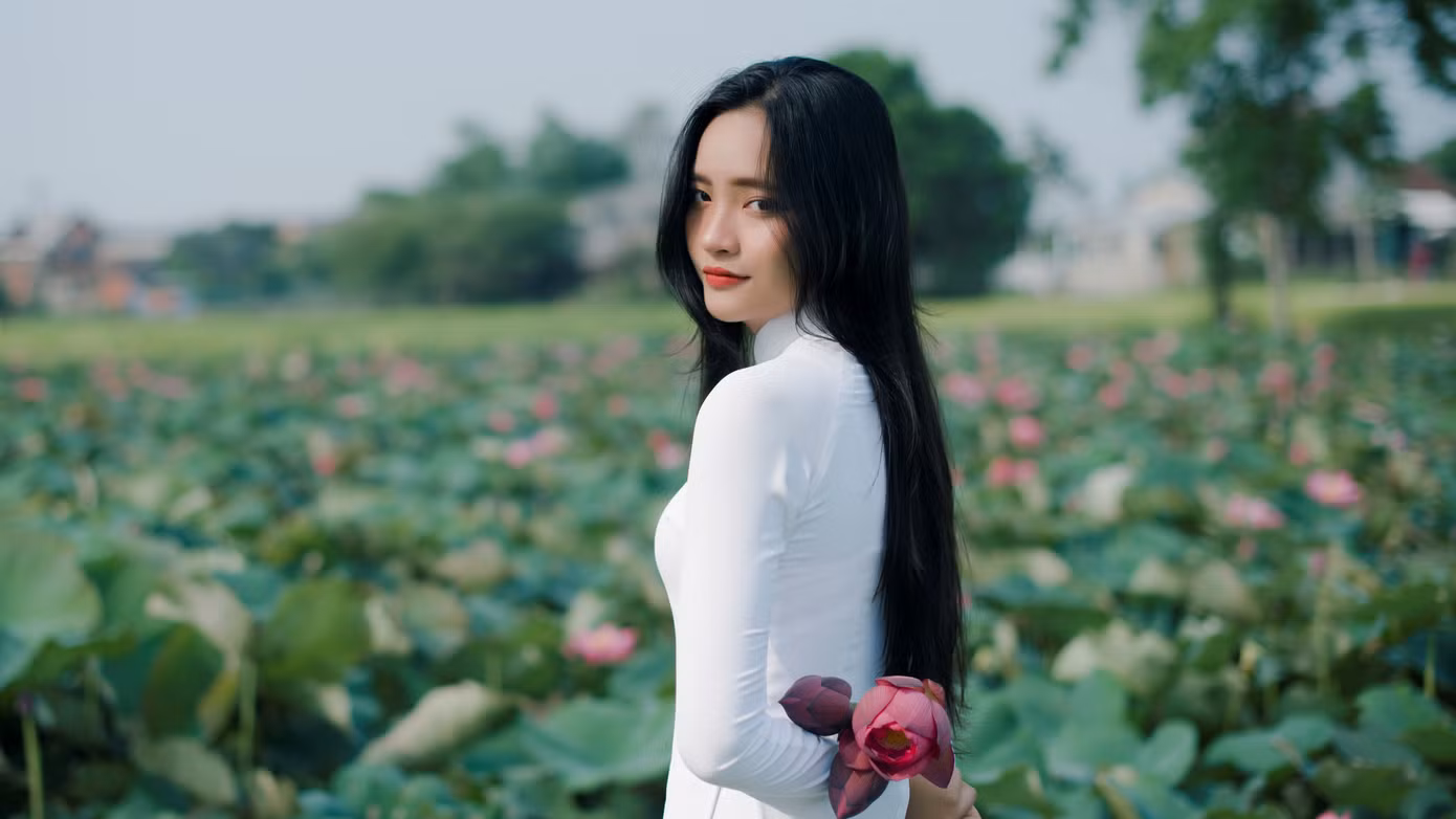 Hoài Trinh: “Đằng sau không có lấy một người, tuyệt đối phải đứng vững” ảnh 16