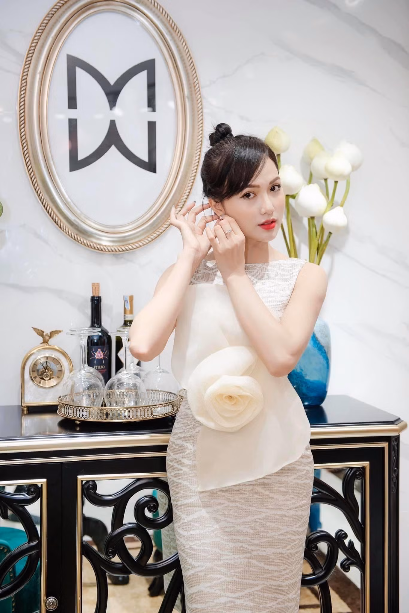 Hành trình đến với ước mơ của MC Hà Vũ ảnh 8