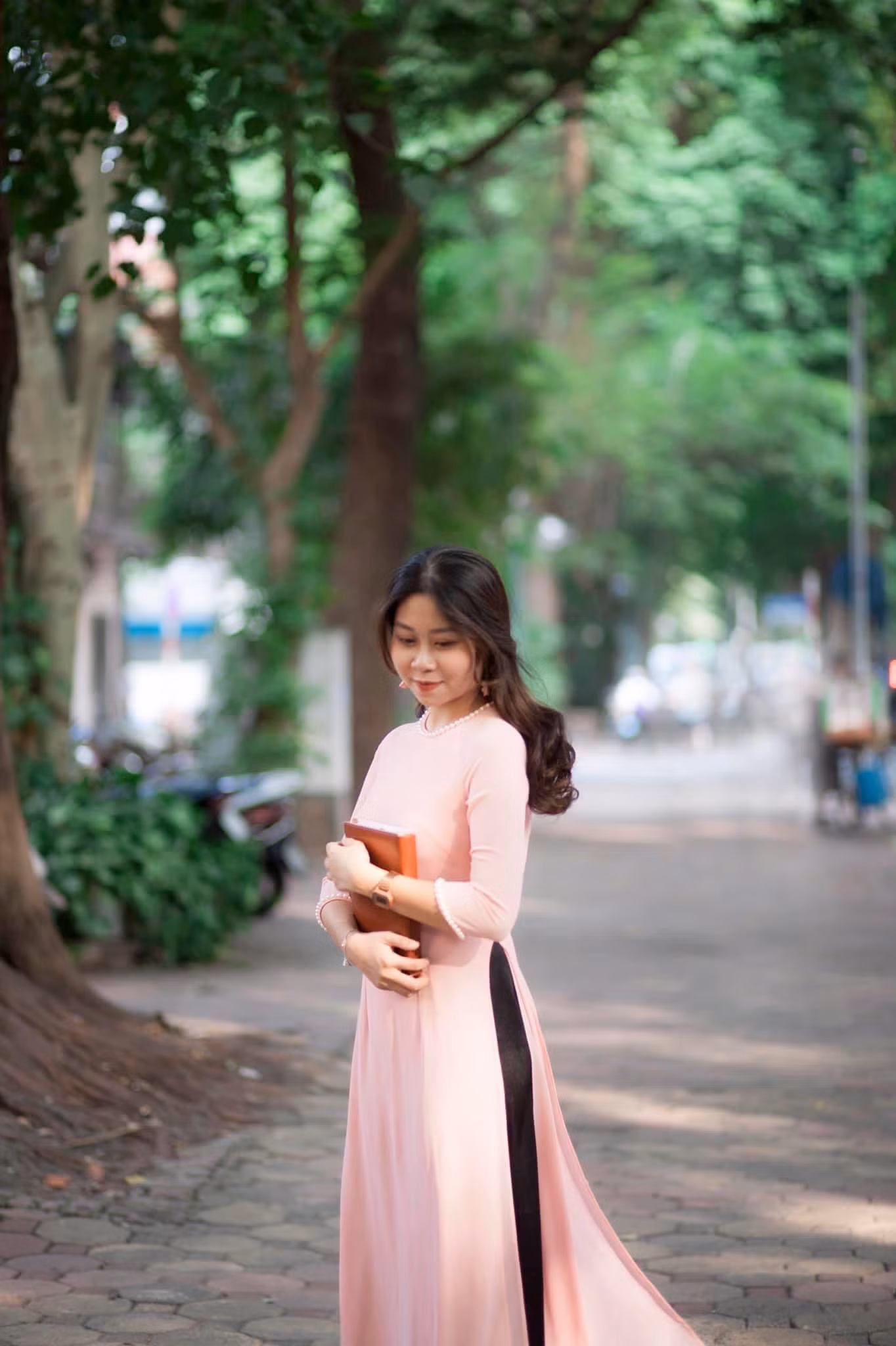 Nữ đảng viên sinh viên yêu mãnh liệt các hoạt động đoàn thể và múa ảnh 6