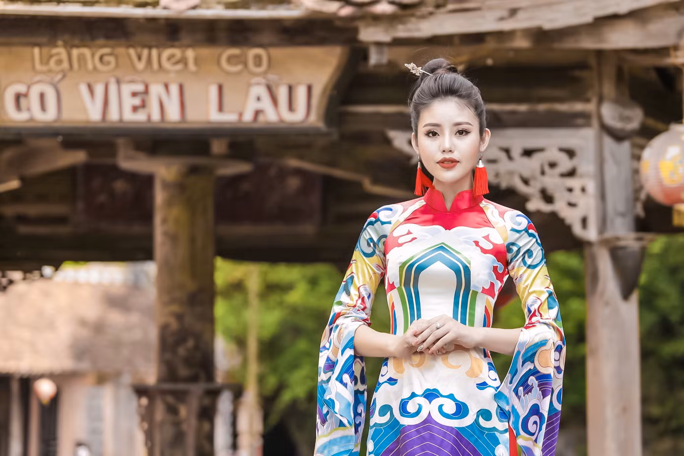“Xác chết trôi sông” trở thành hoa khôi đại học ảnh 9